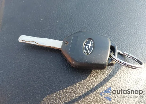 2013 Subaru Legacy 2.5I Premium из США, поврежденный, VIN 4S3BMBG63D3041410